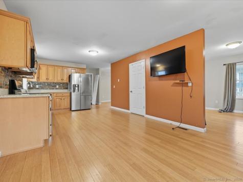 13 Sherman Street Norwich CT 06360