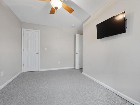 13 Sherman Street Norwich CT 06360