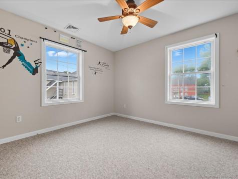 13 Sherman Street Norwich CT 06360