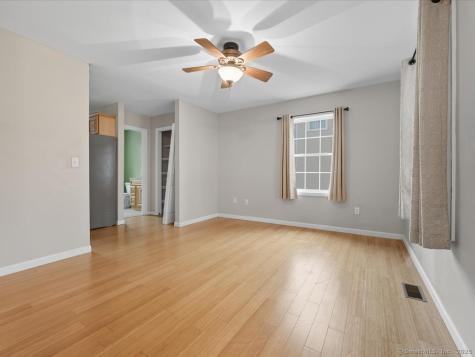 13 Sherman Street Norwich CT 06360