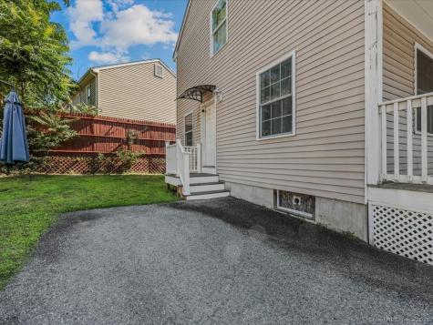 13 Sherman Street Norwich CT 06360