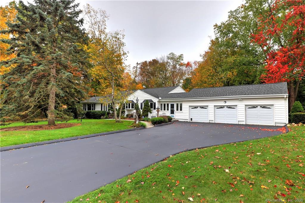 422 Sheldon Court Orange CT 06477
