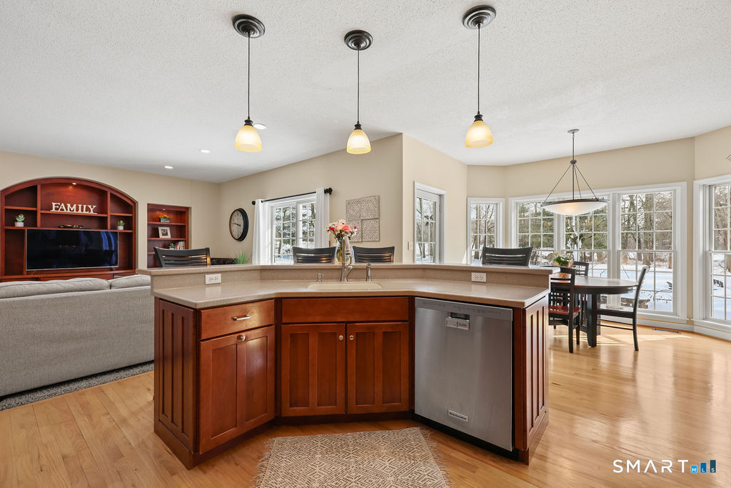 3 Meagan Circle Ellington CT 06029