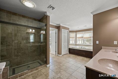 3 Meagan Circle Ellington CT 06029