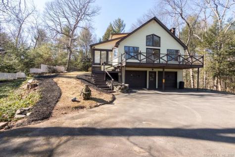 55 Old Wheeler Lane Avon CT 06001