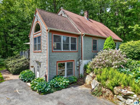 8 Lee Brook Drive Ledyard CT 06339