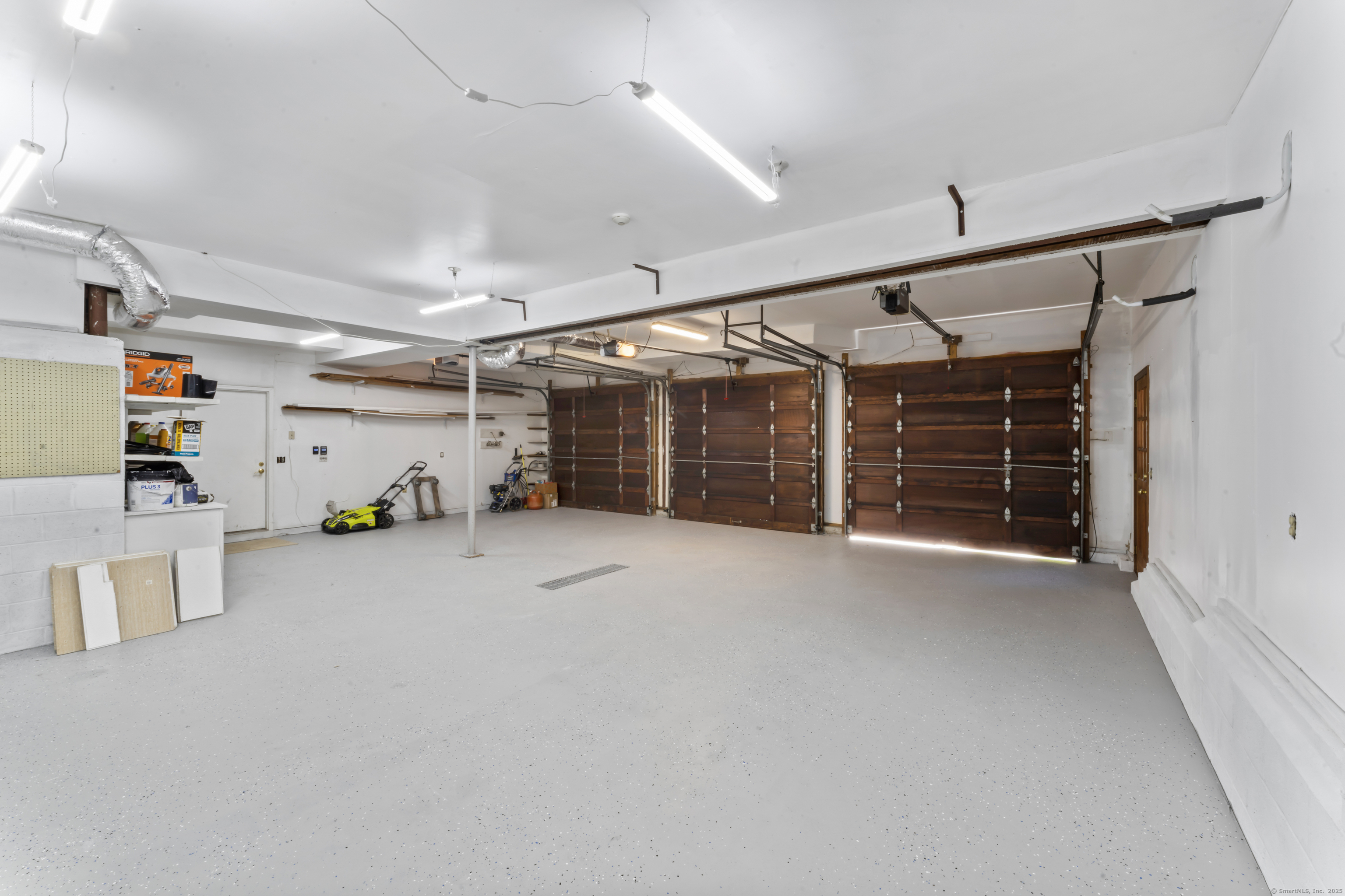 501 Woodbine Road Stamford CT 06903