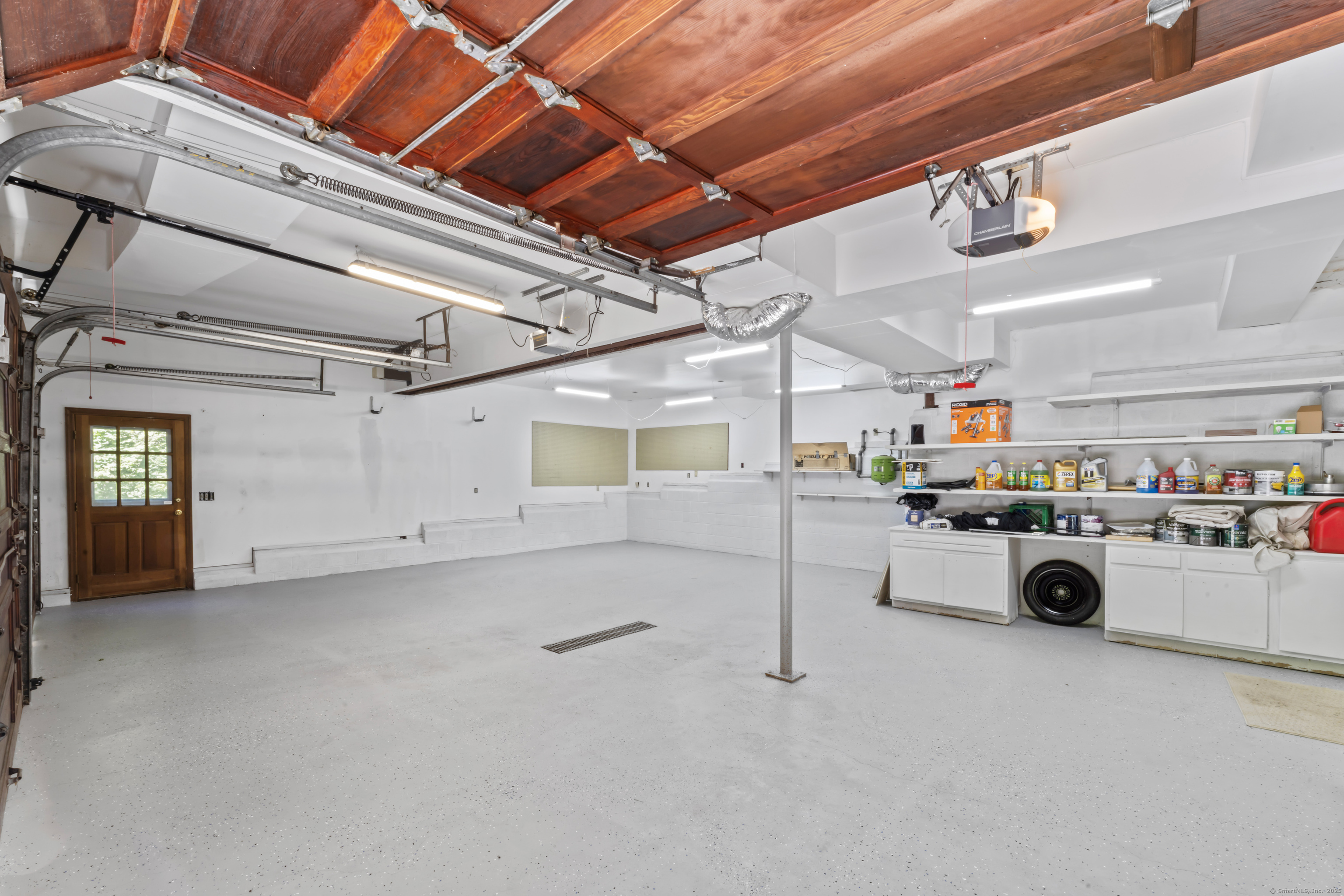 501 Woodbine Road Stamford CT 06903