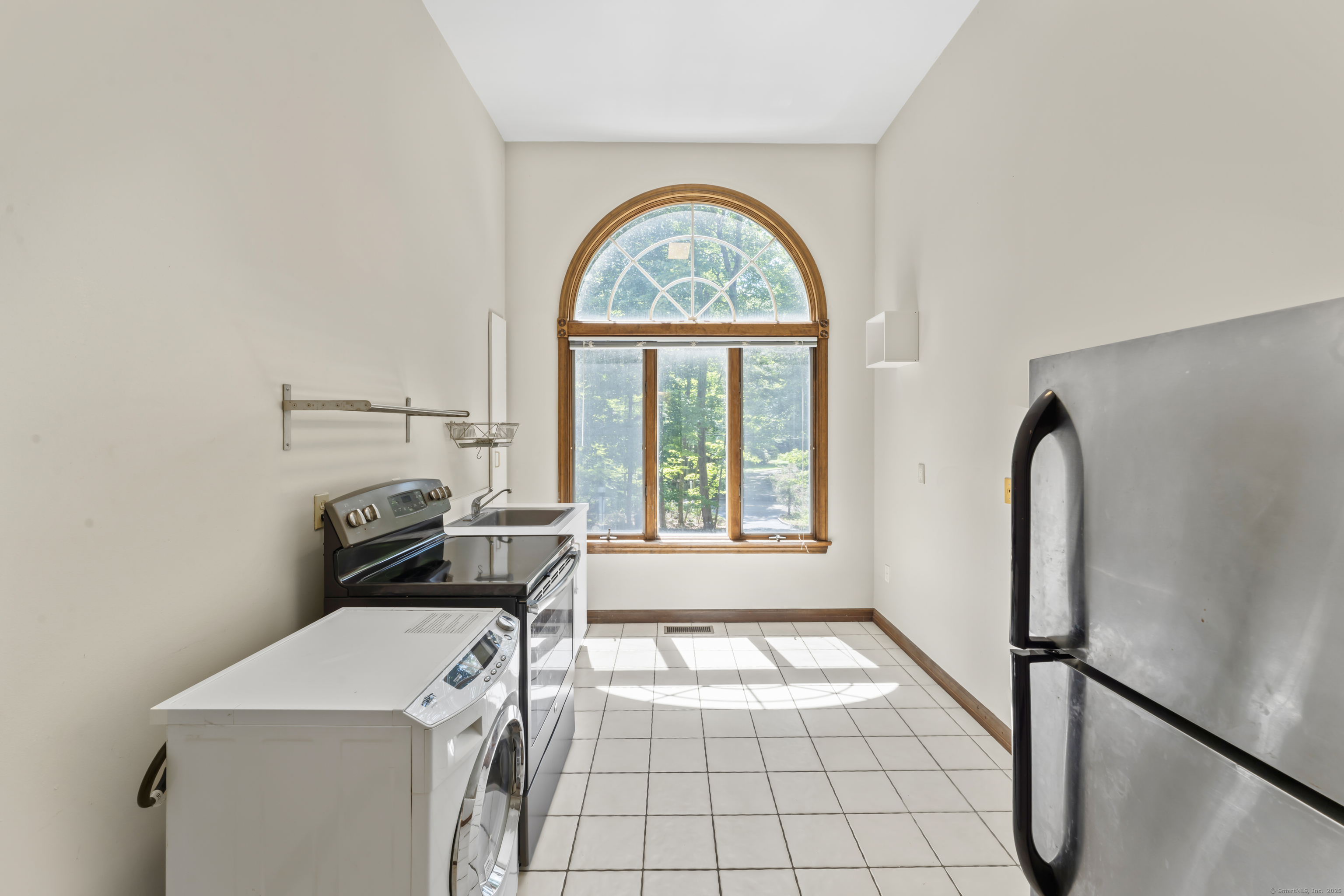 501 Woodbine Road Stamford CT 06903