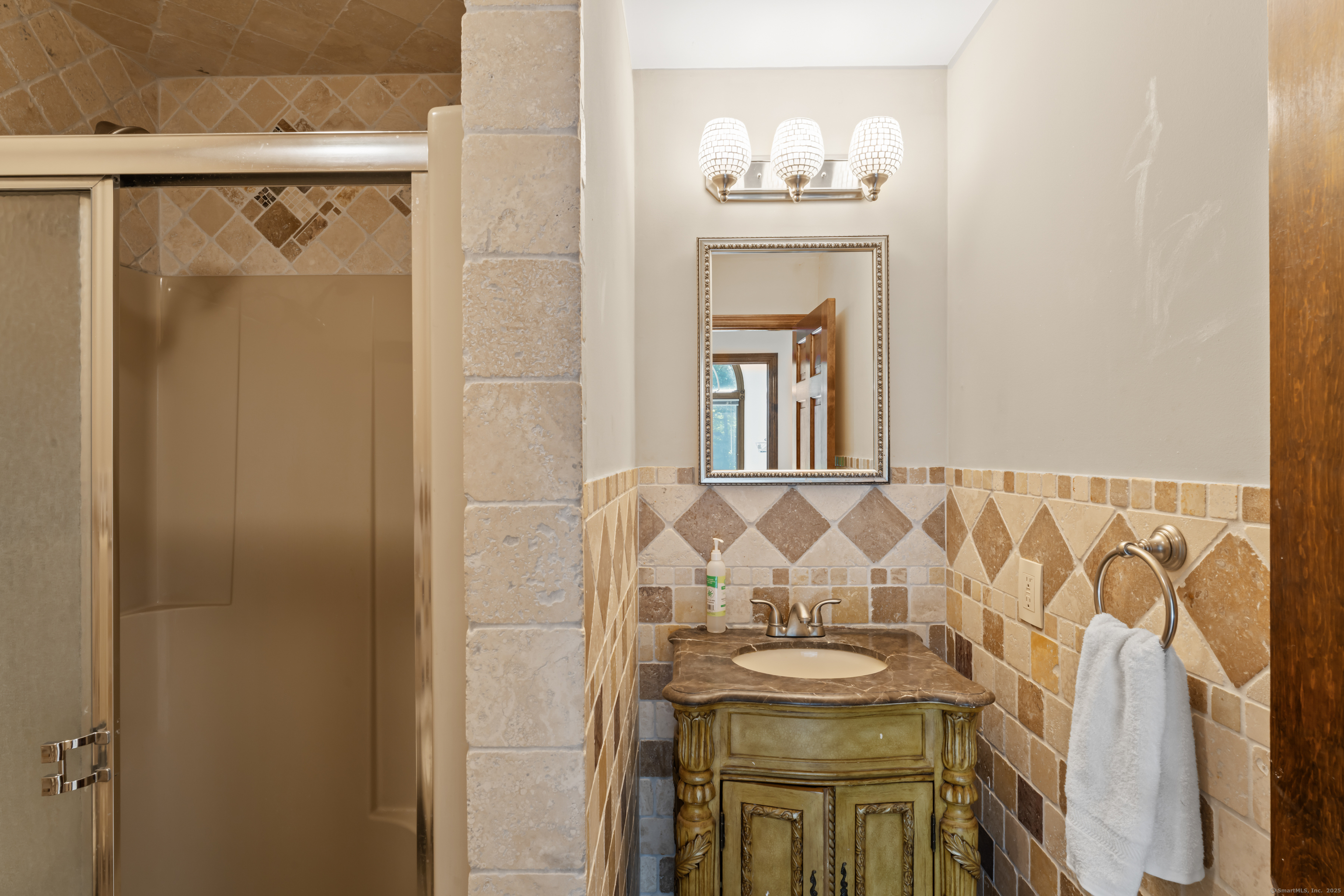 501 Woodbine Road Stamford CT 06903