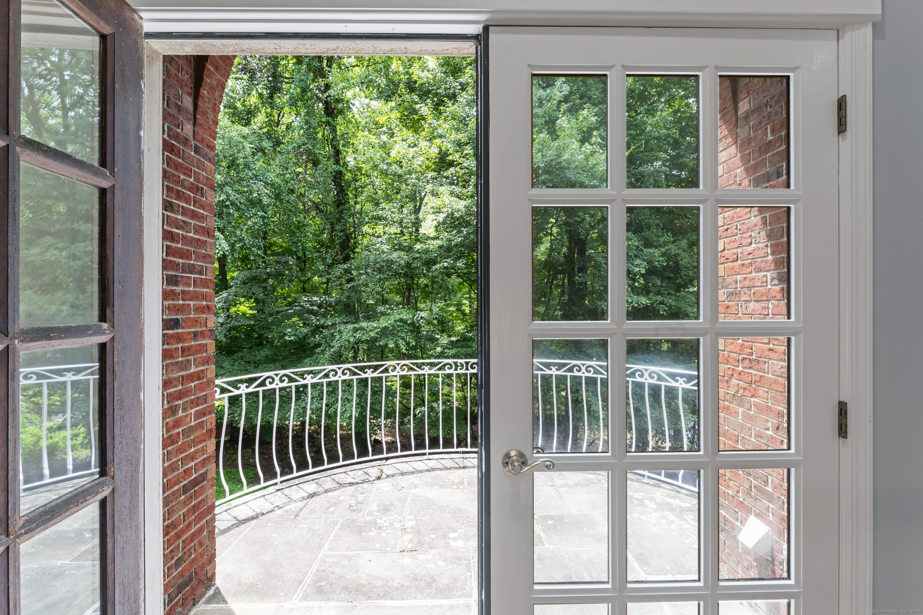 501 Woodbine Road Stamford CT 06903