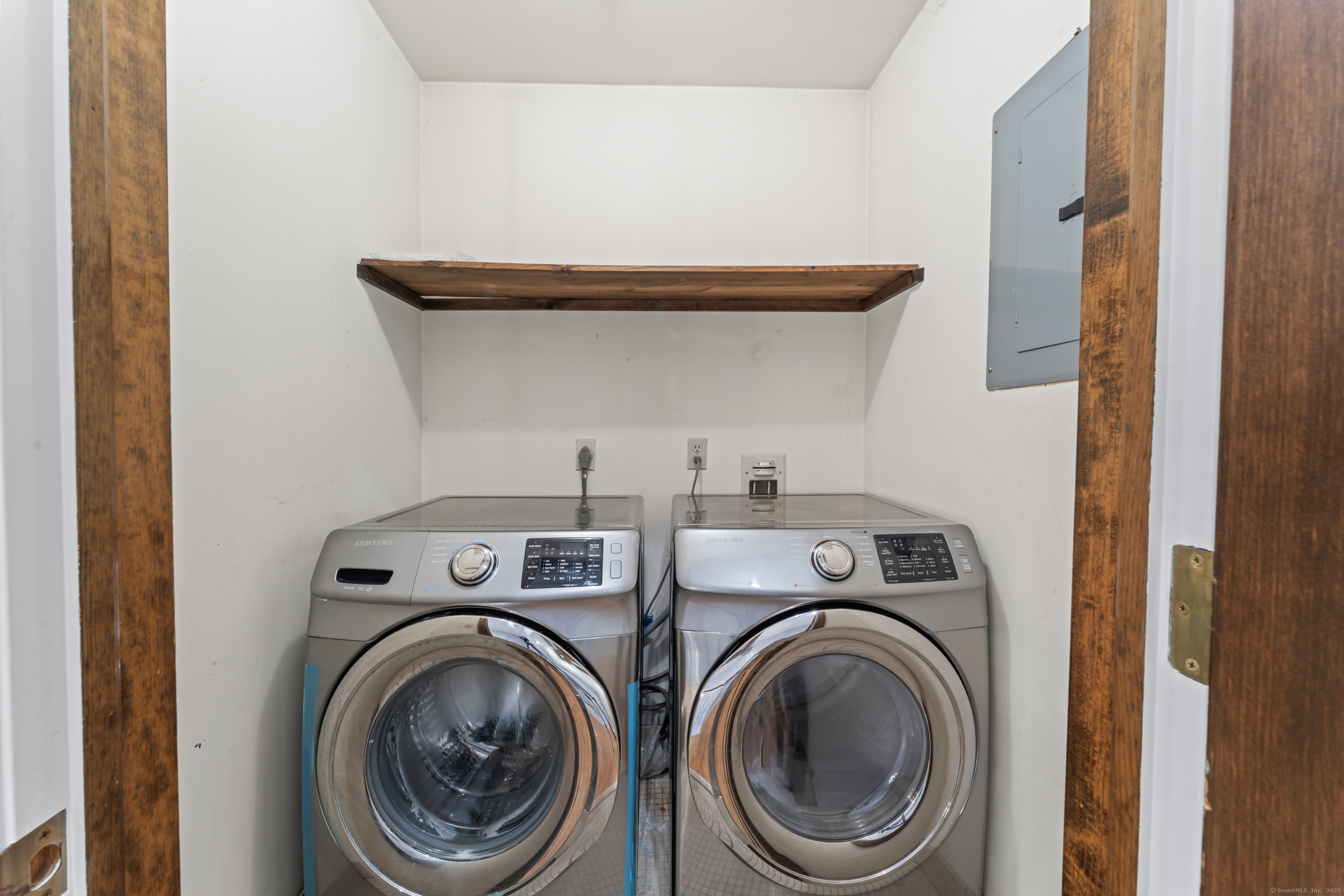 501 Woodbine Road Stamford CT 06903