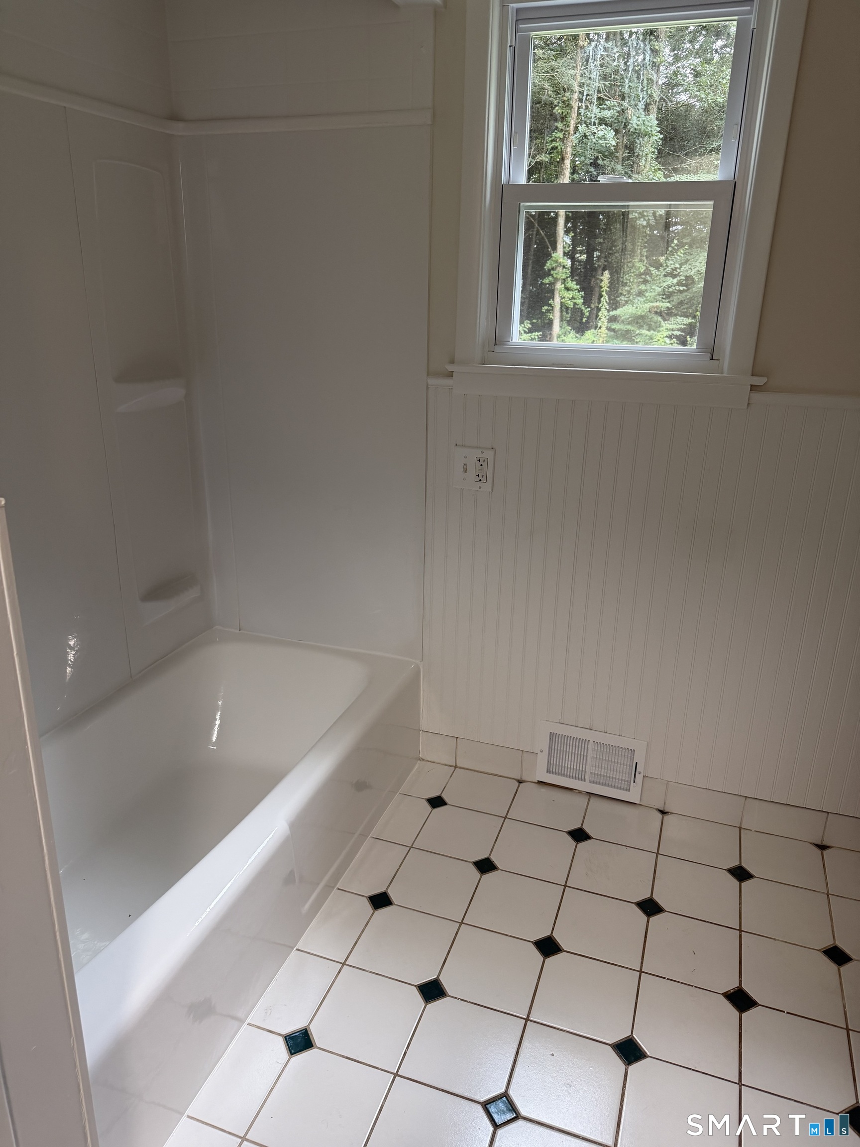 9 Pine Woods Road Granby CT 06035