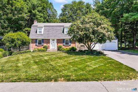 14 Richard Road Simsbury CT 06070