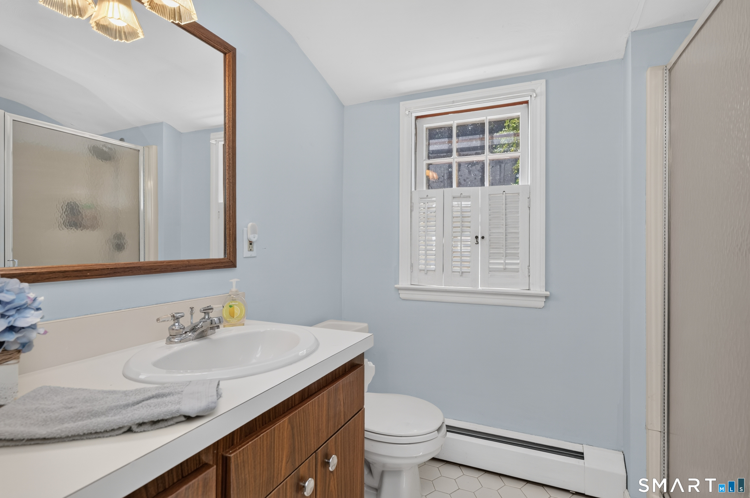 76 Chamberlain Road Wethersfield CT 06109
