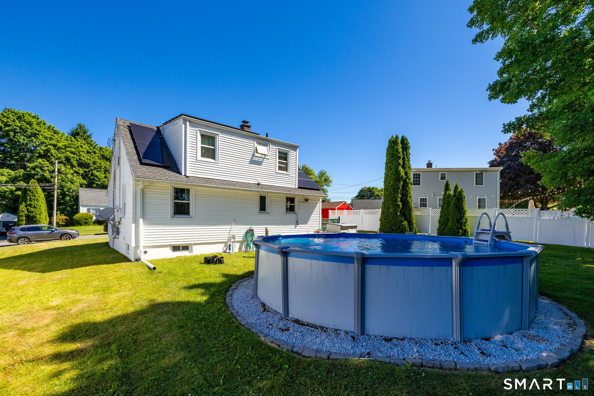 18 Crestwood Avenue Waterbury CT 06704