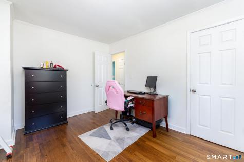 18 Crestwood Avenue Waterbury CT 06704