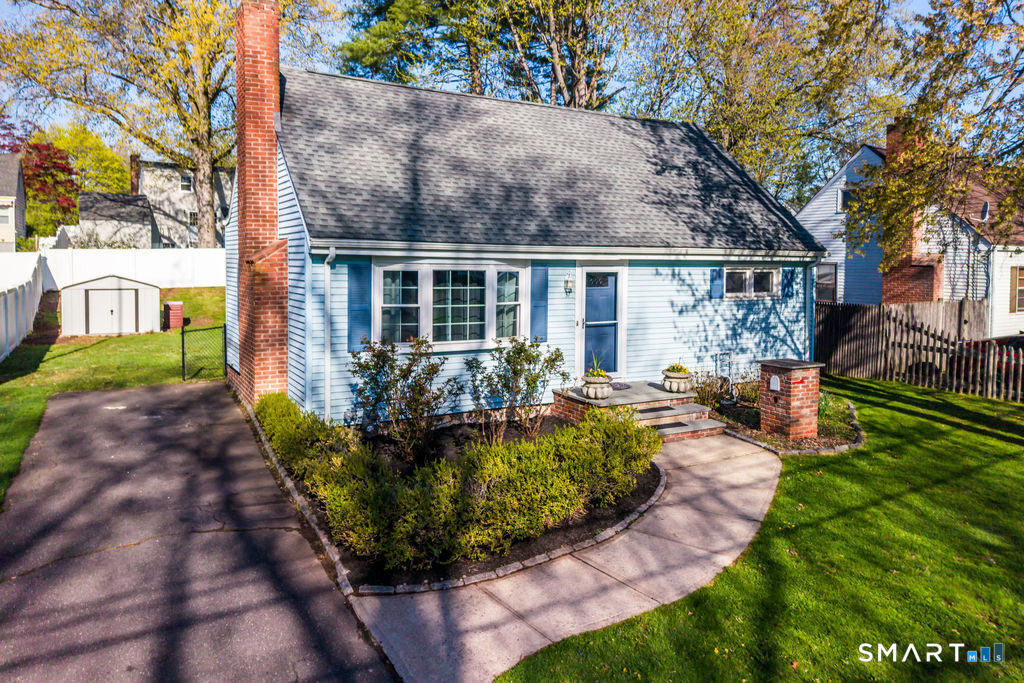 37 Lewis Lane West Hartford CT 06107