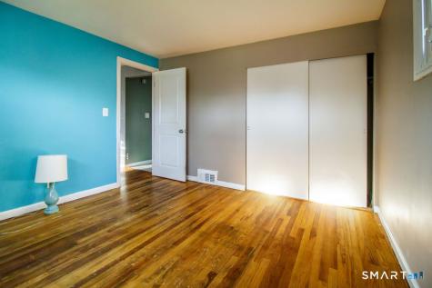 37 Lewis Lane West Hartford CT 06107