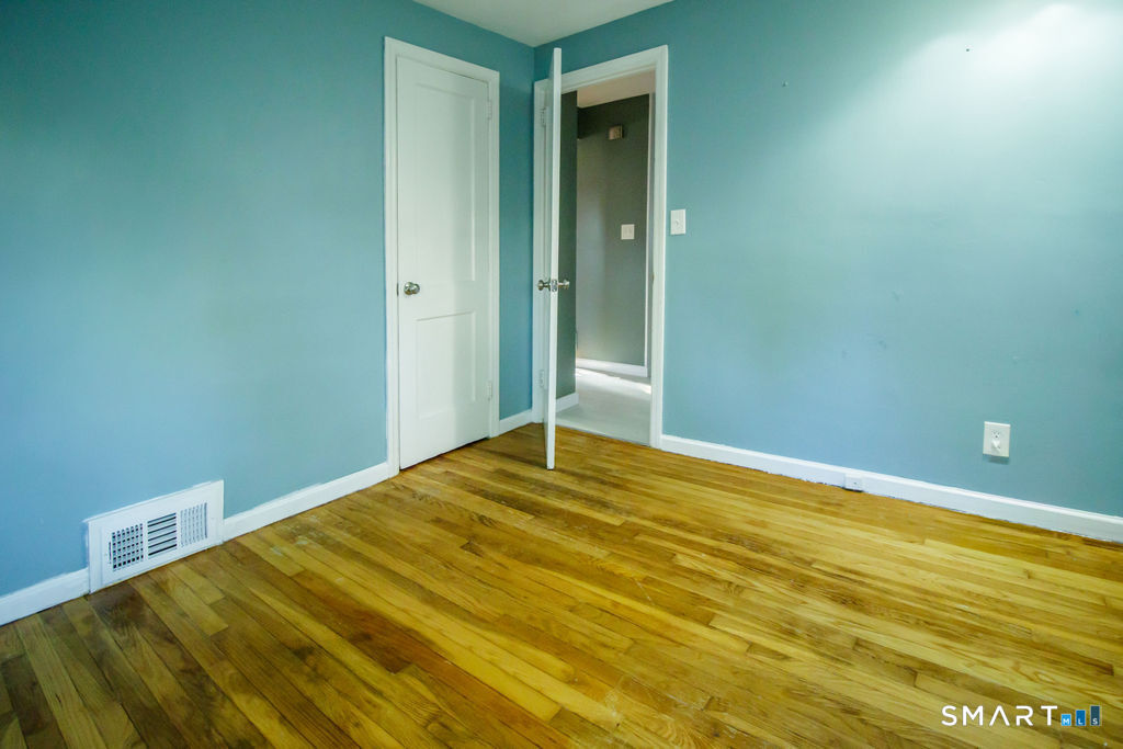37 Lewis Lane West Hartford CT 06107