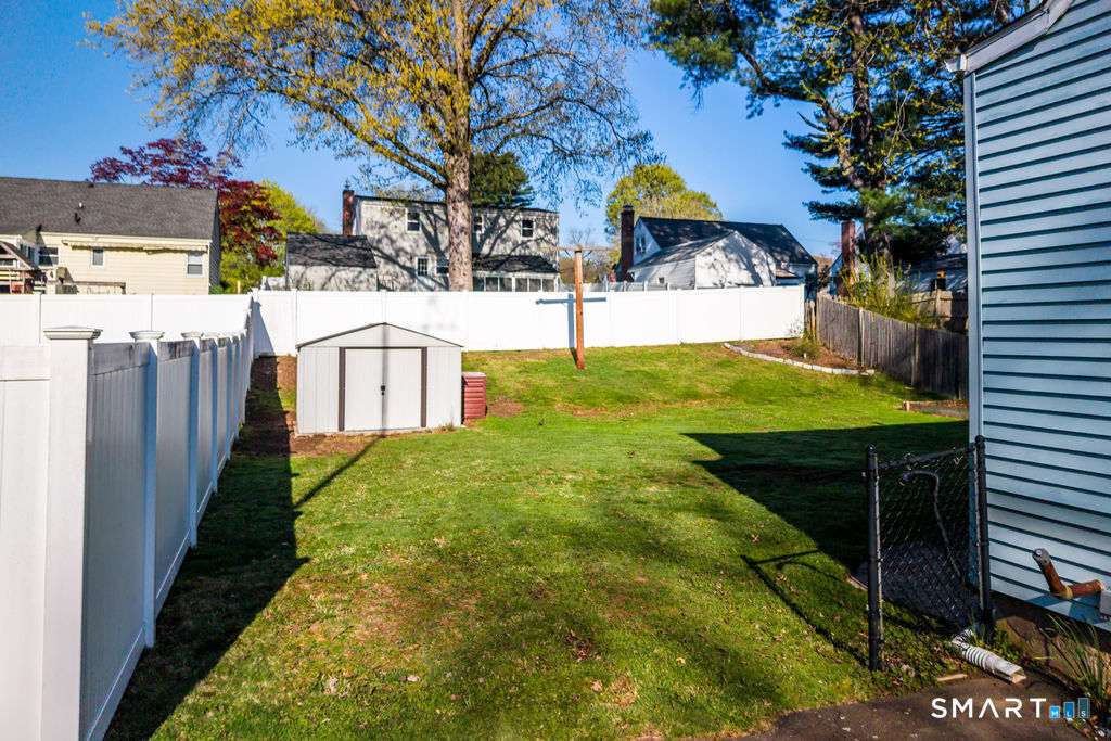 37 Lewis Lane West Hartford CT 06107