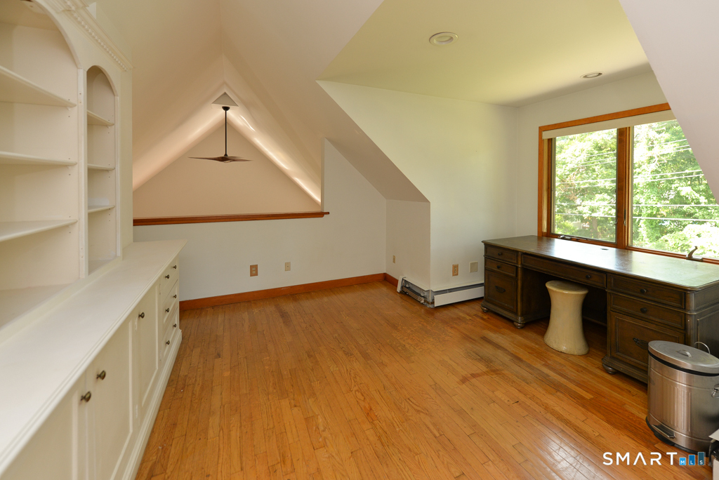 60 Old Field Road Southbury CT 06488