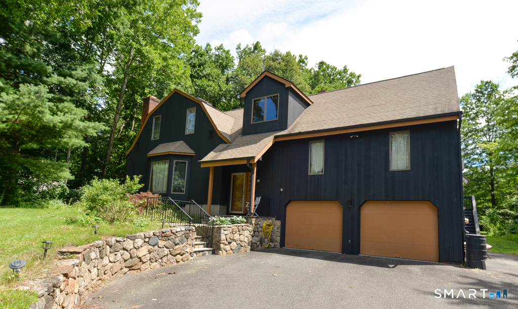 60 Old Field Road Southbury CT 06488