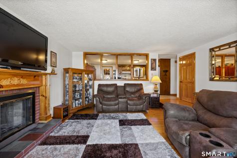 33 Provencher Drive Plainville CT 06062