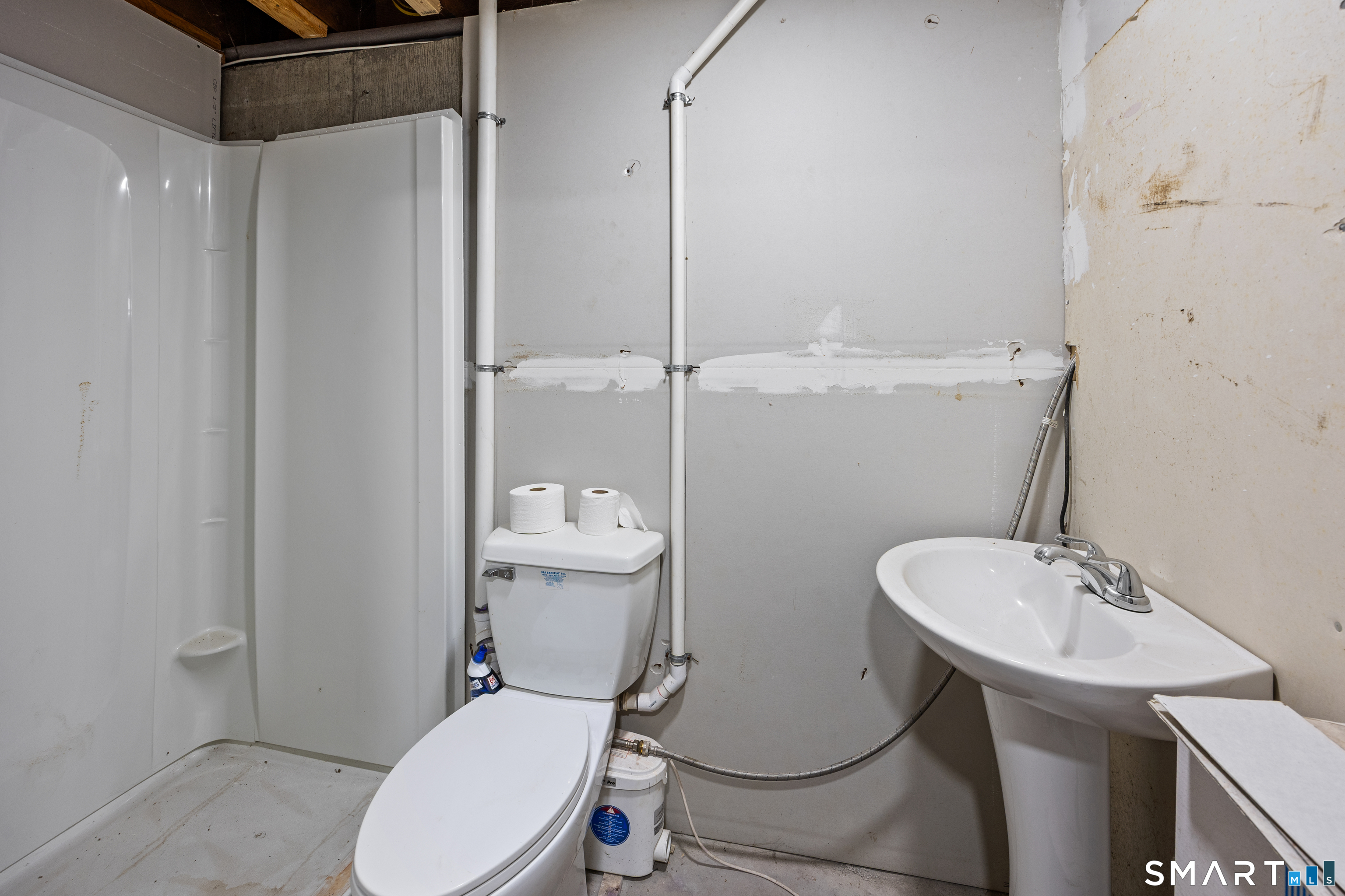 33 Provencher Drive Plainville CT 06062