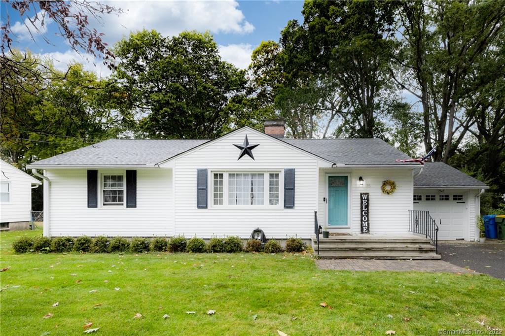 35 Oakridge Road Waterbury CT 06706