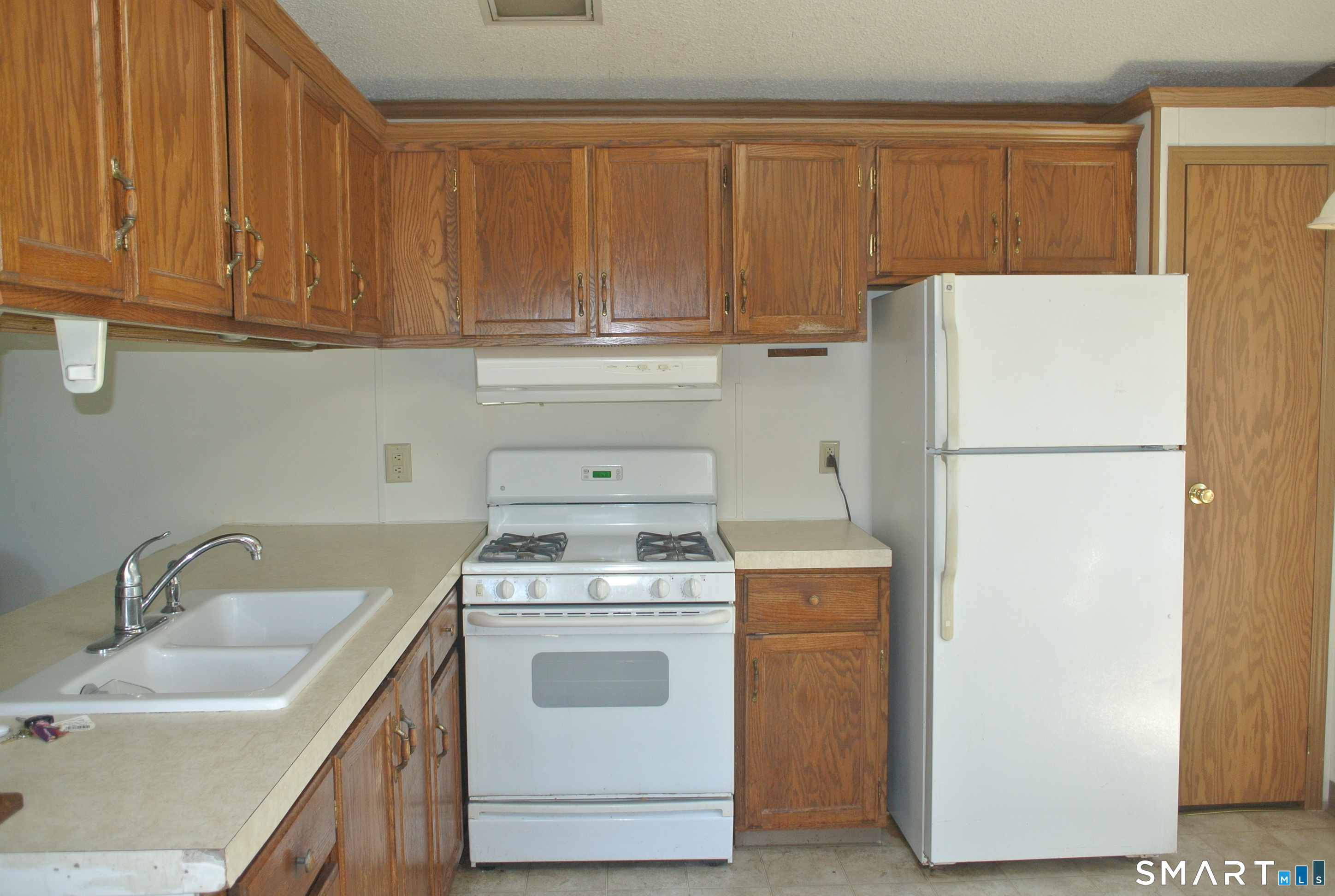 11 Ella Circle Milford CT 06460