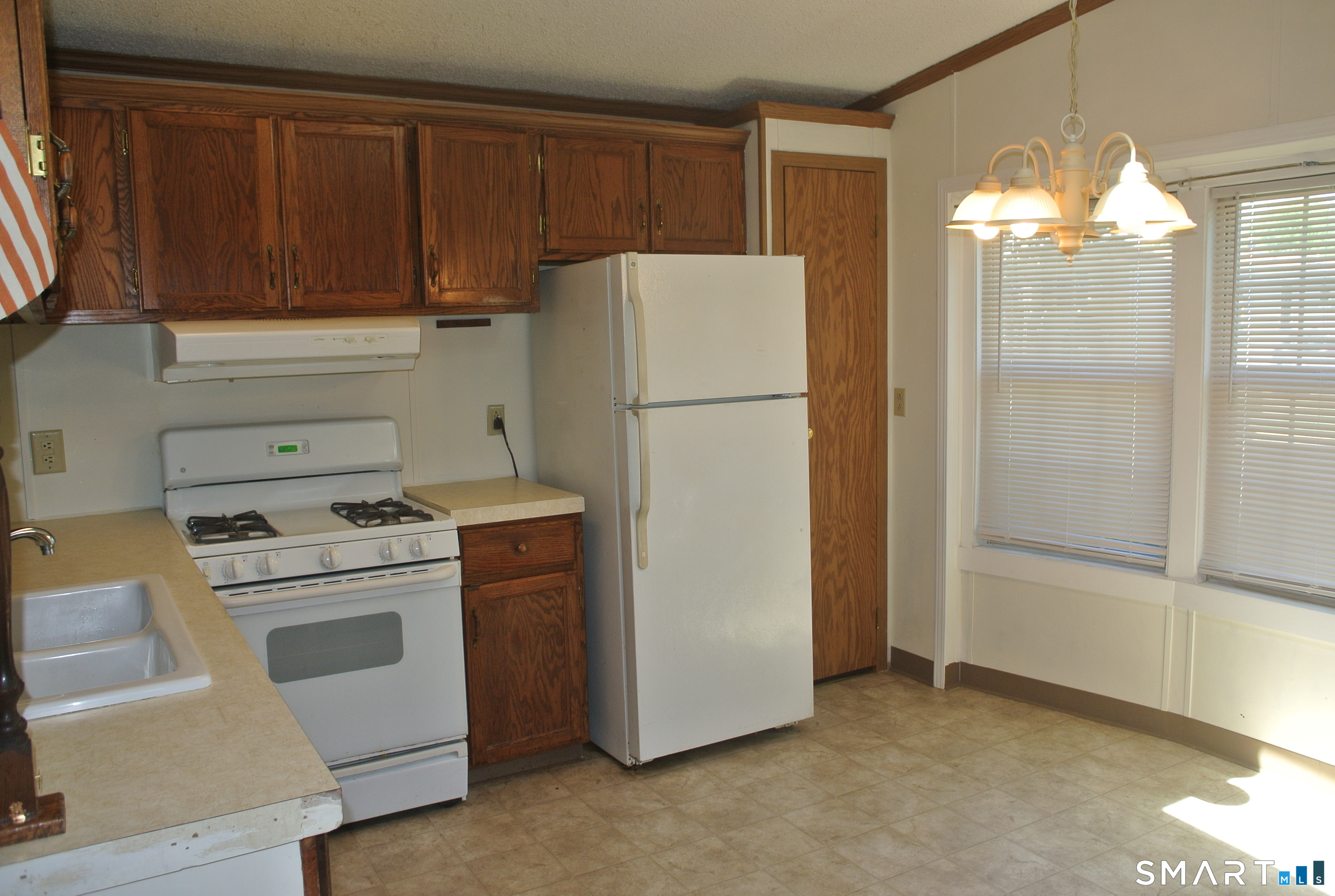 11 Ella Circle Milford CT 06460
