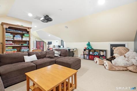 80 Third Avenue Stratford CT 06615