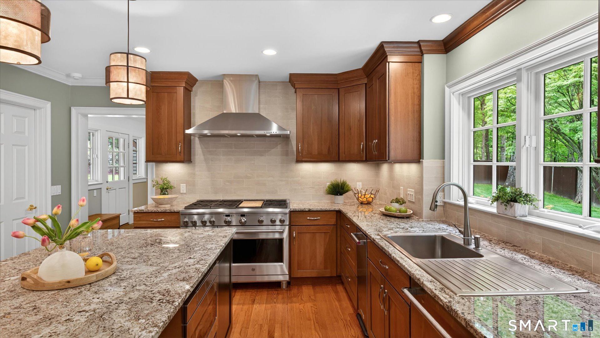 15 Hop Brook Road Simsbury CT 06070