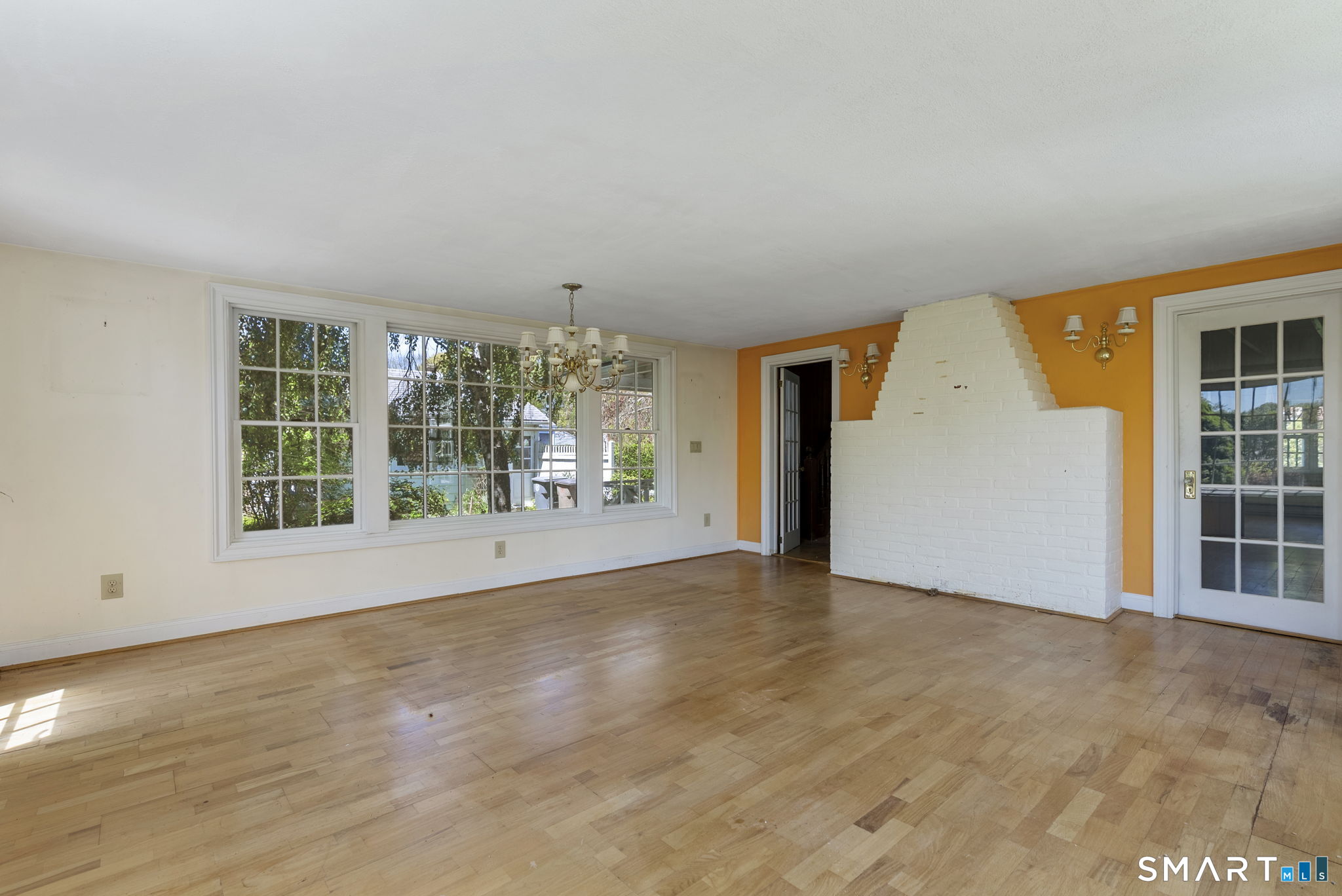 11 Sunrise Avenue East Lyme CT 06357