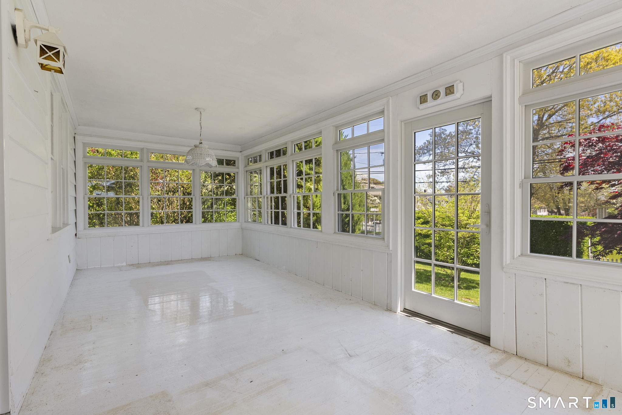11 Sunrise Avenue East Lyme CT 06357