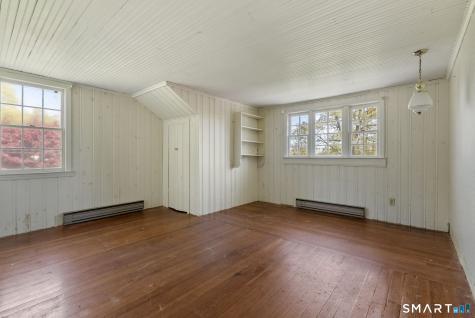11 Sunrise Avenue East Lyme CT 06357