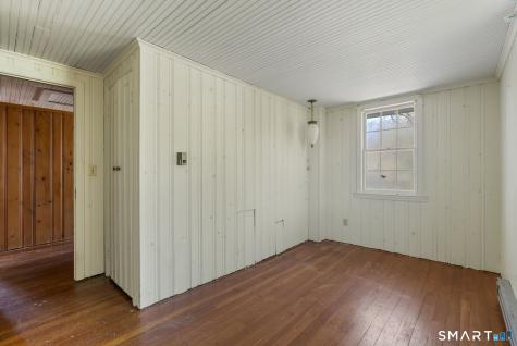 11 Sunrise Avenue East Lyme CT 06357