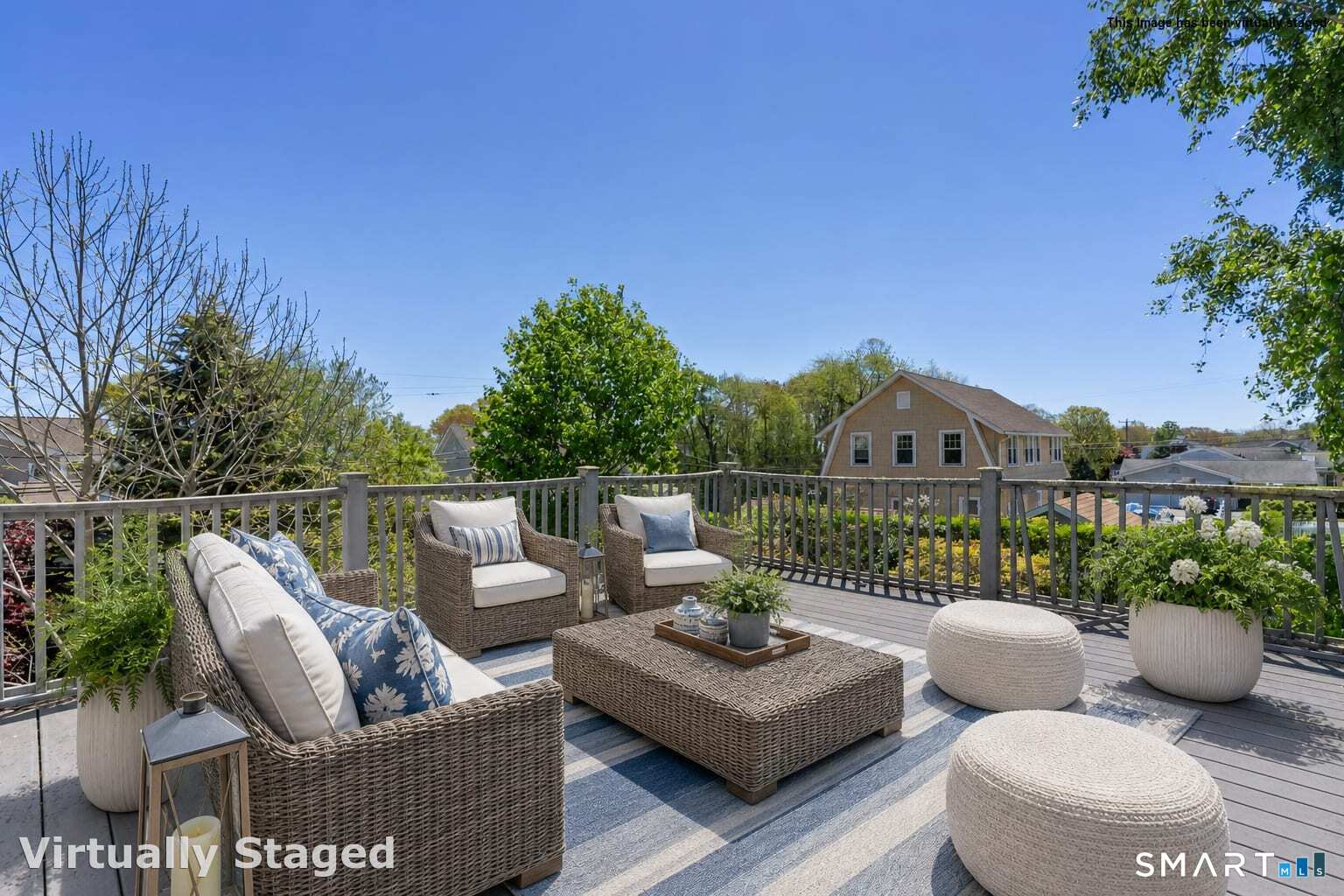 11 Sunrise Avenue East Lyme CT 06357
