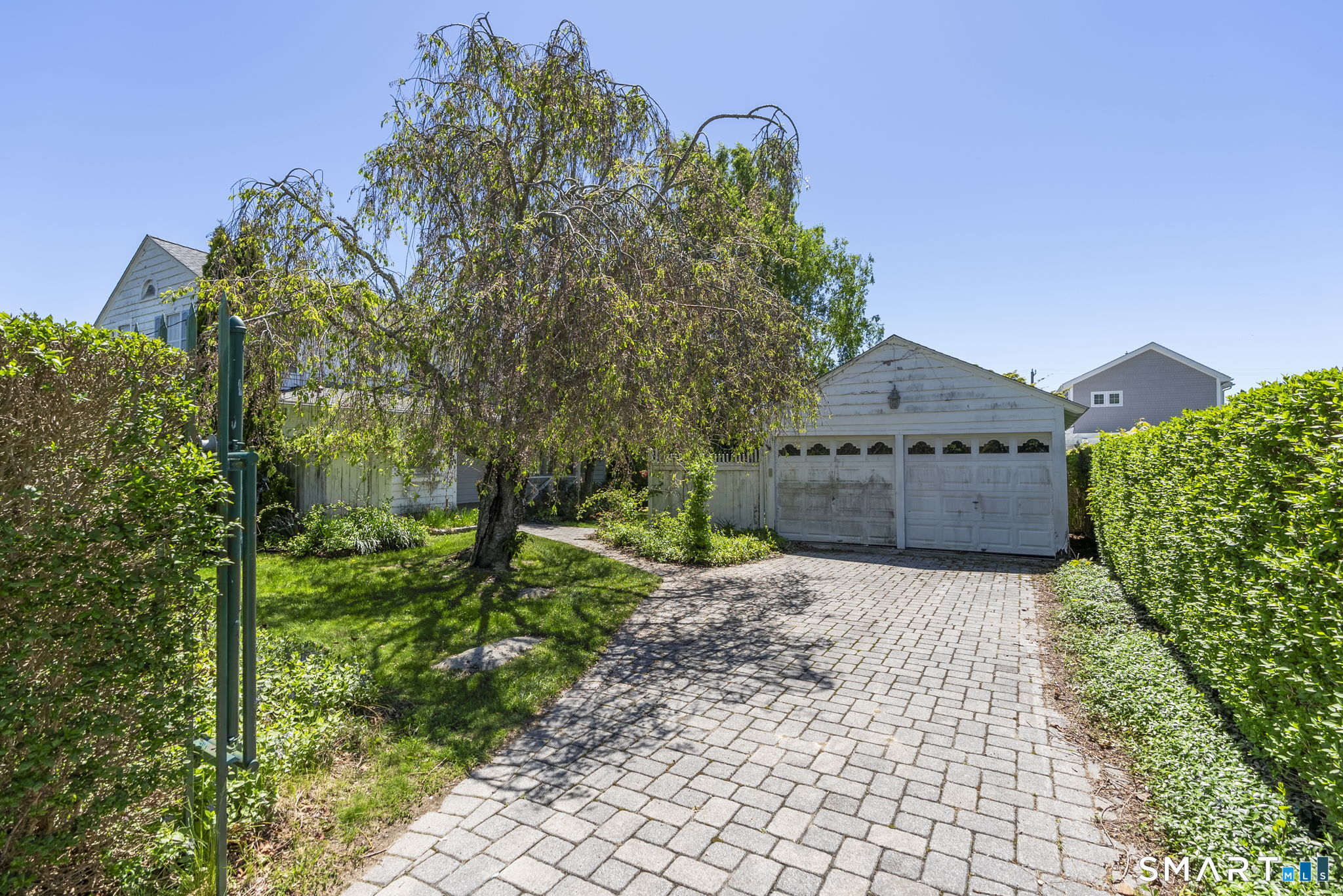 11 Sunrise Avenue East Lyme CT 06357