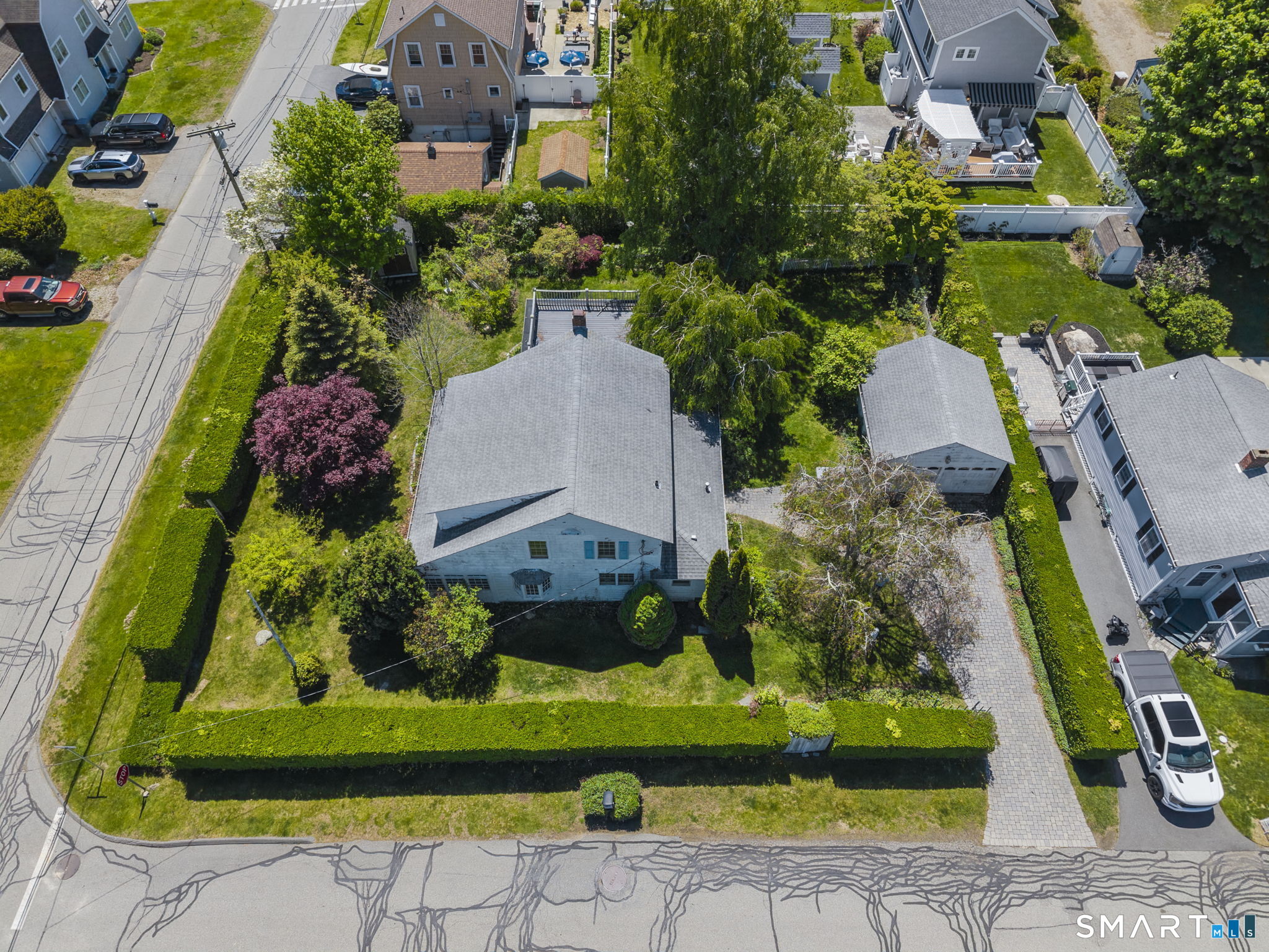 11 Sunrise Avenue East Lyme CT 06357
