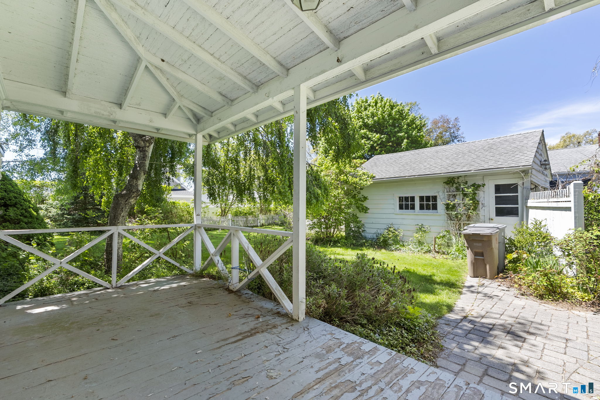 11 Sunrise Avenue East Lyme CT 06357