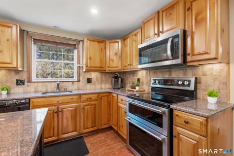 16 Hatheway Road Ellington CT 06029