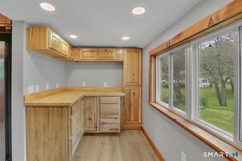 574 East Road Bristol CT 06010