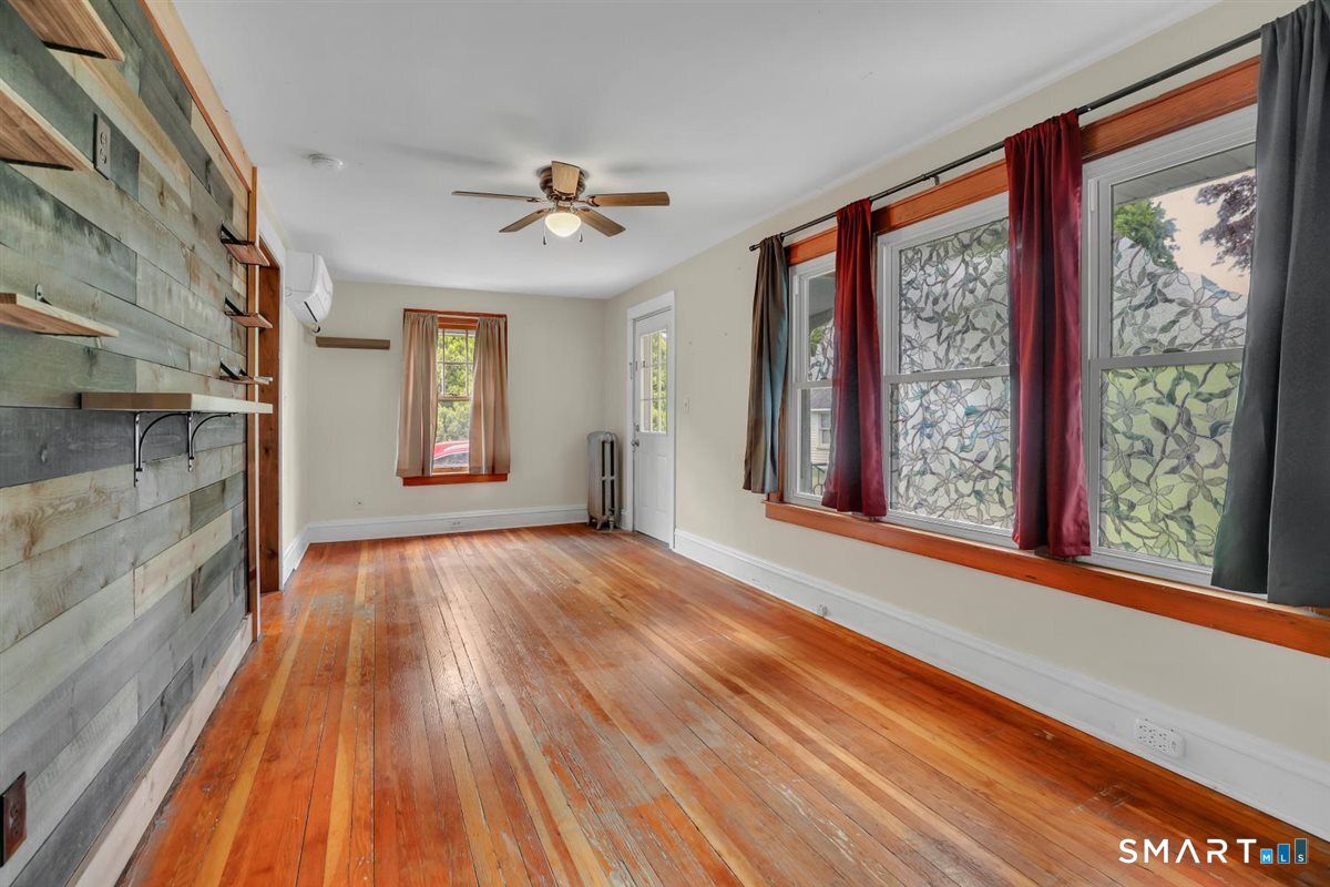 574 East Road Bristol CT 06010