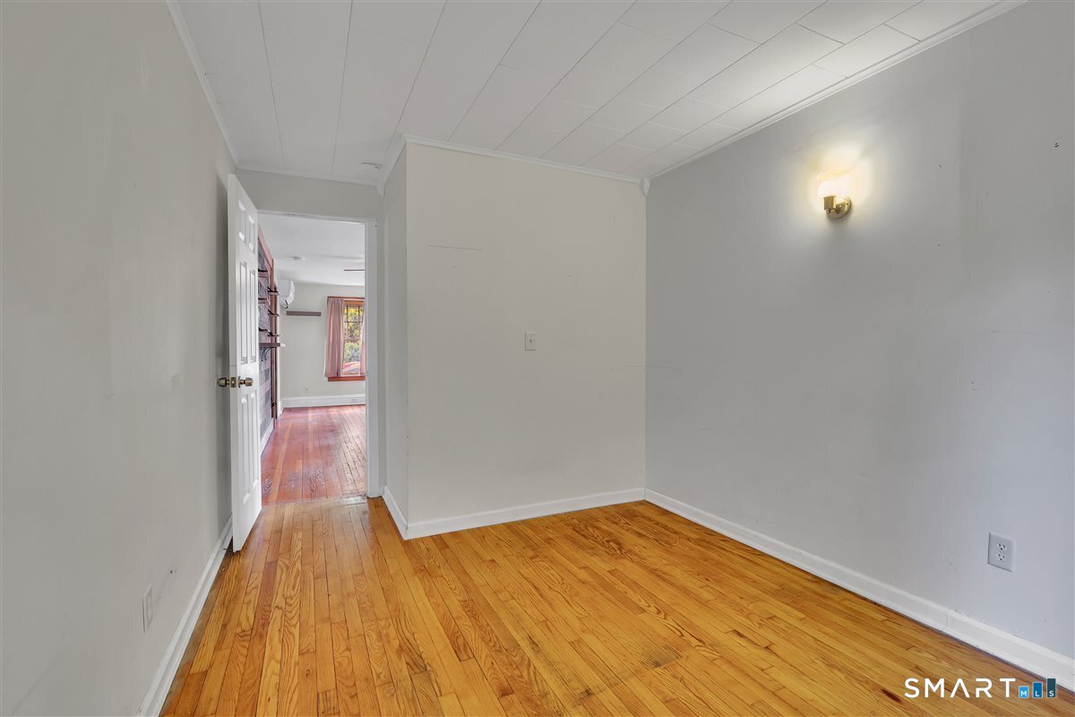 574 East Road Bristol CT 06010