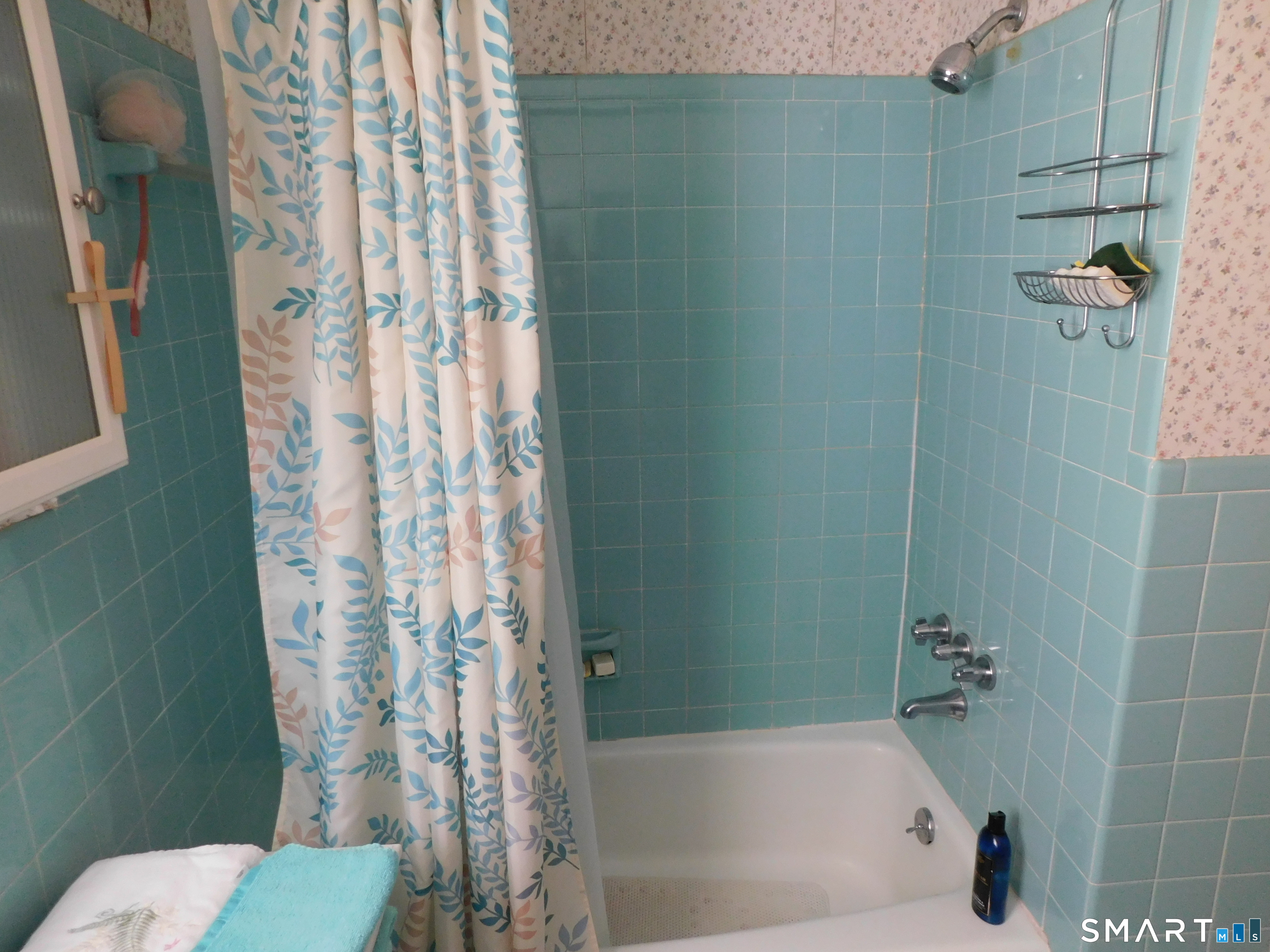 105 Trent Drive Windsor CT 06095