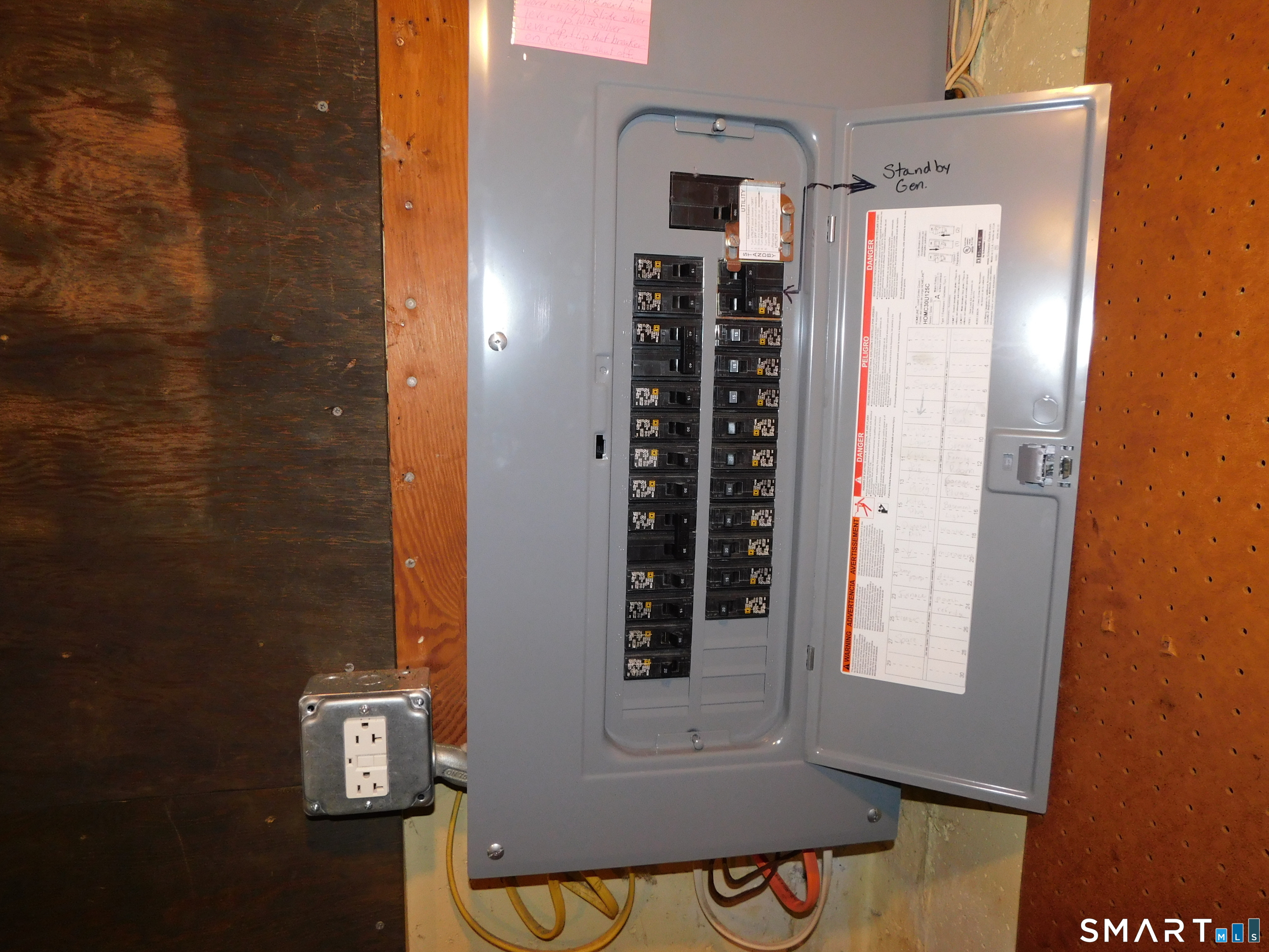 105 Trent Drive Windsor CT 06095