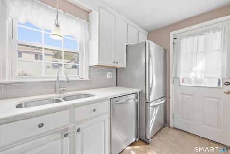 14 Gordon Avenue Enfield CT 06082