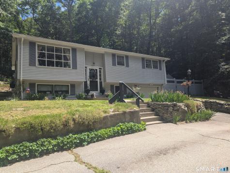 97 Kapitulik Road Thompson CT 06255